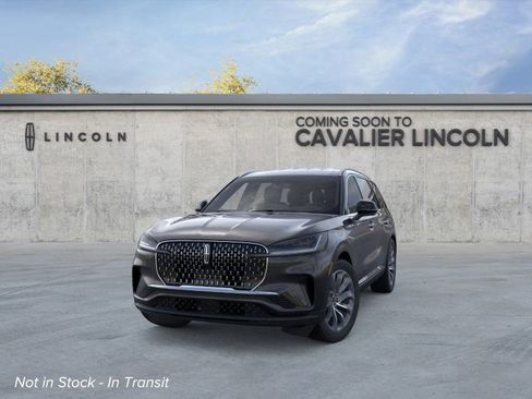 New 2026 Lincoln Aviator AWD image 2