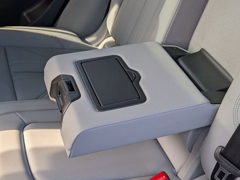 Used 2025 Audi Q5 2.0T Premium image 27