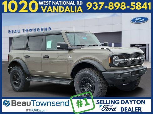 New 2025 Ford Bronco Outer Banks w/ Sasquatch Package image 1
