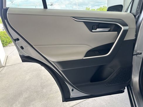 Certified 2025 Toyota RAV4 XLE AWD/4WD image 18