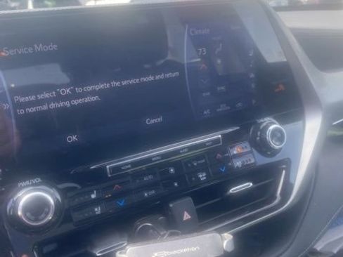 Used 2020 Toyota Highlander Platinum image 5