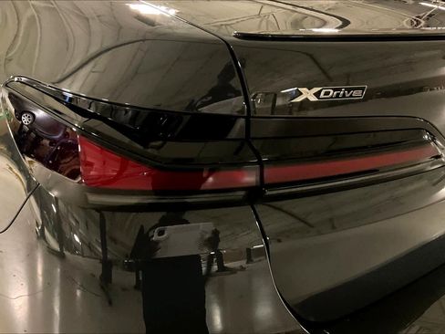 Certified 2025 BMW 760i xDrive 760i xDrive w/ Executive Package image 26