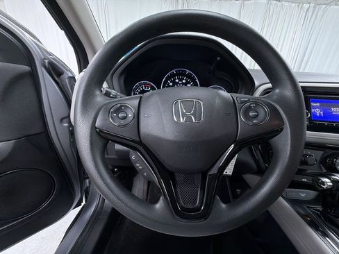 Used 2021 Honda HR-V LX image 24