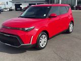 Certified 2023 Kia Soul LX image 3