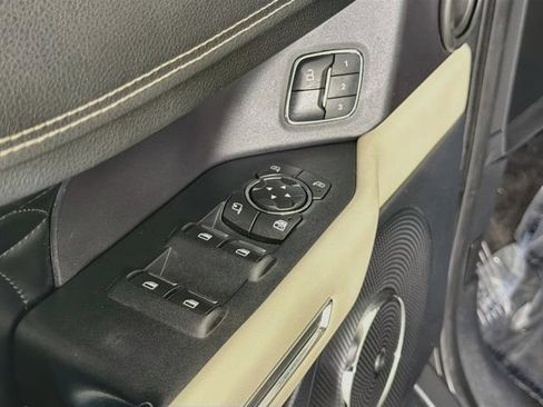 Used 2018 Ford Expedition Max Platinum RWD image 19