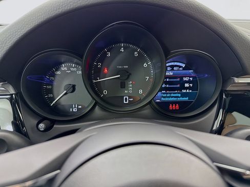 New 2026 Porsche Macan AWD/4WD image 16