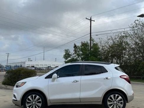 Used 2019 Buick Encore Preferred image 2