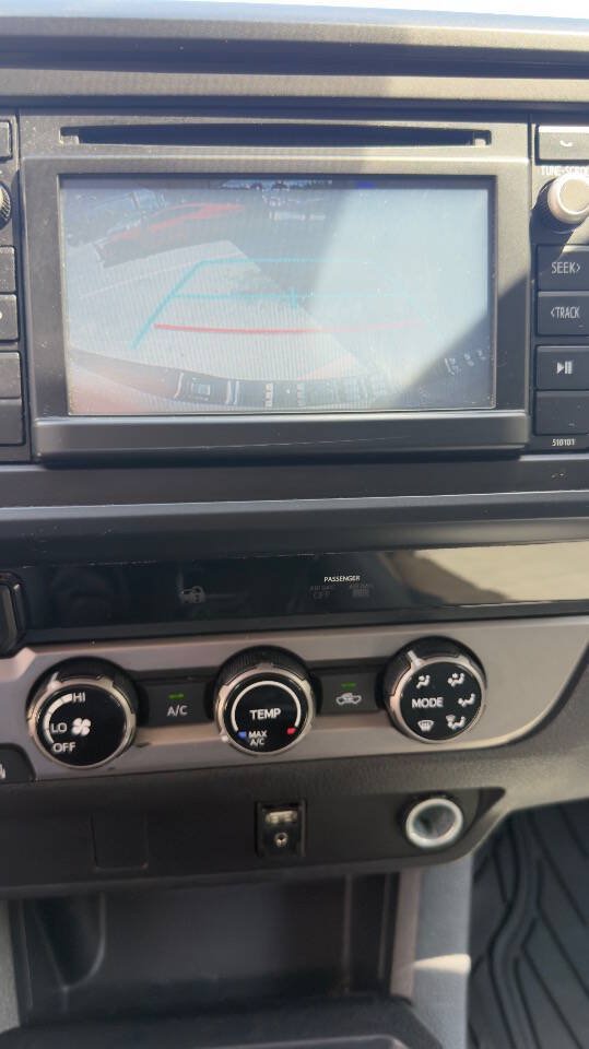 Used 2017 Toyota Tacoma SR w/ SR Convenience Package RWD image 15