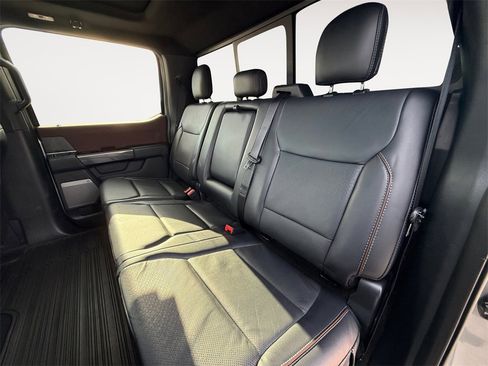 Used 2021 Ford F150 Lariat image 13