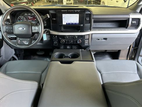 Used 2023 Ford F250 XL w/ XL Driver Assist Package AWD/4WD image 9