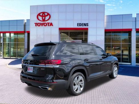 Used 2022 Volkswagen Atlas SE AWD/4WD image 3
