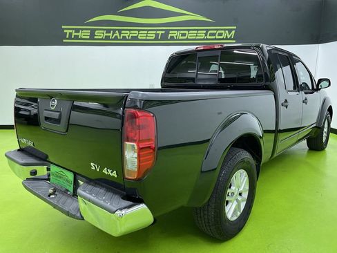 Used 2017 Nissan Frontier SV image 10