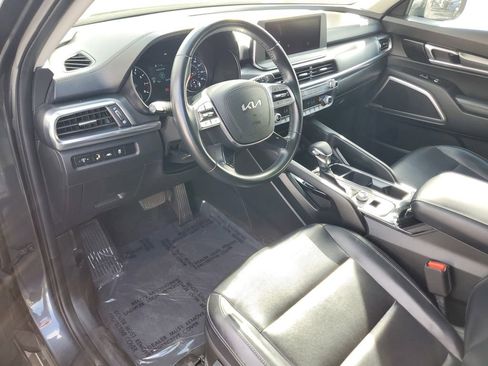 Used 2022 Kia Telluride LX image 17