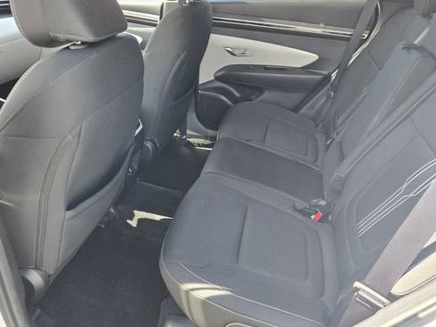 Used 2023 Hyundai Tucson SEL FWD image 12