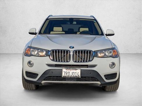 Used 2016 BMW X3 xDrive28i image 2