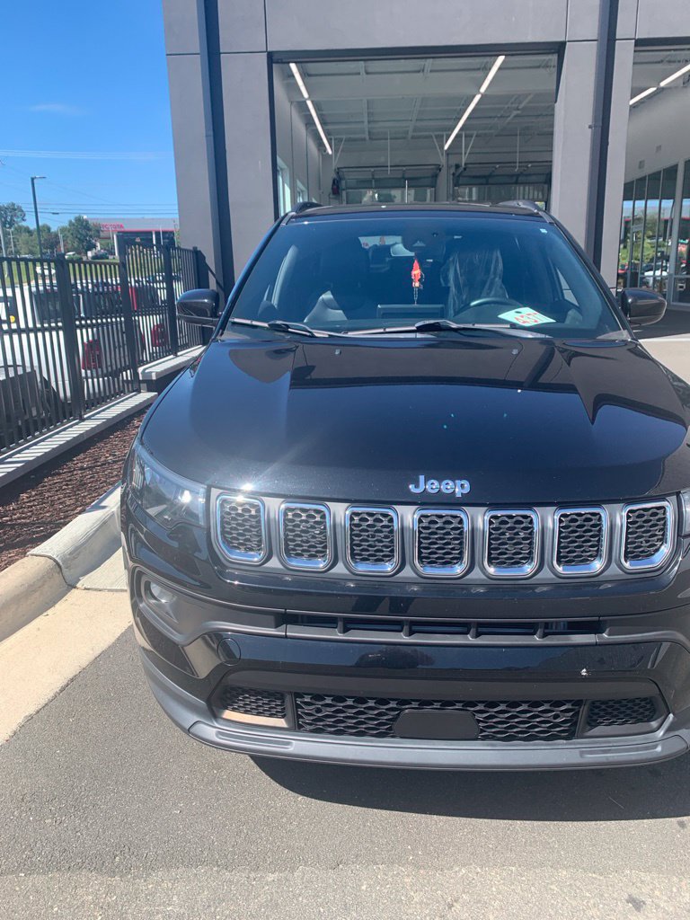 Certified 2023 Jeep Compass Latitude AWD/4WD image 5