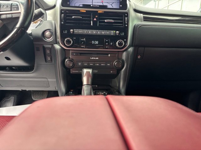 Used 2022 Lexus GX 460 Luxury w/ Accessory Package AWD/4WD image 12