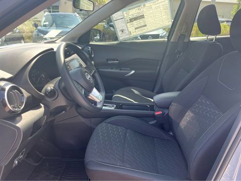 Used 2024 Nissan Kicks SV FWD image 20