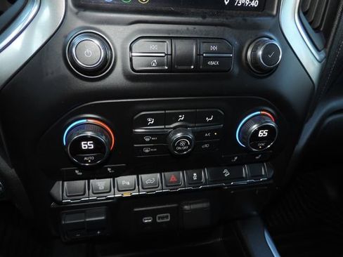 Certified 2021 Chevrolet Silverado 2500 LT w/ Midnight Edition image 25