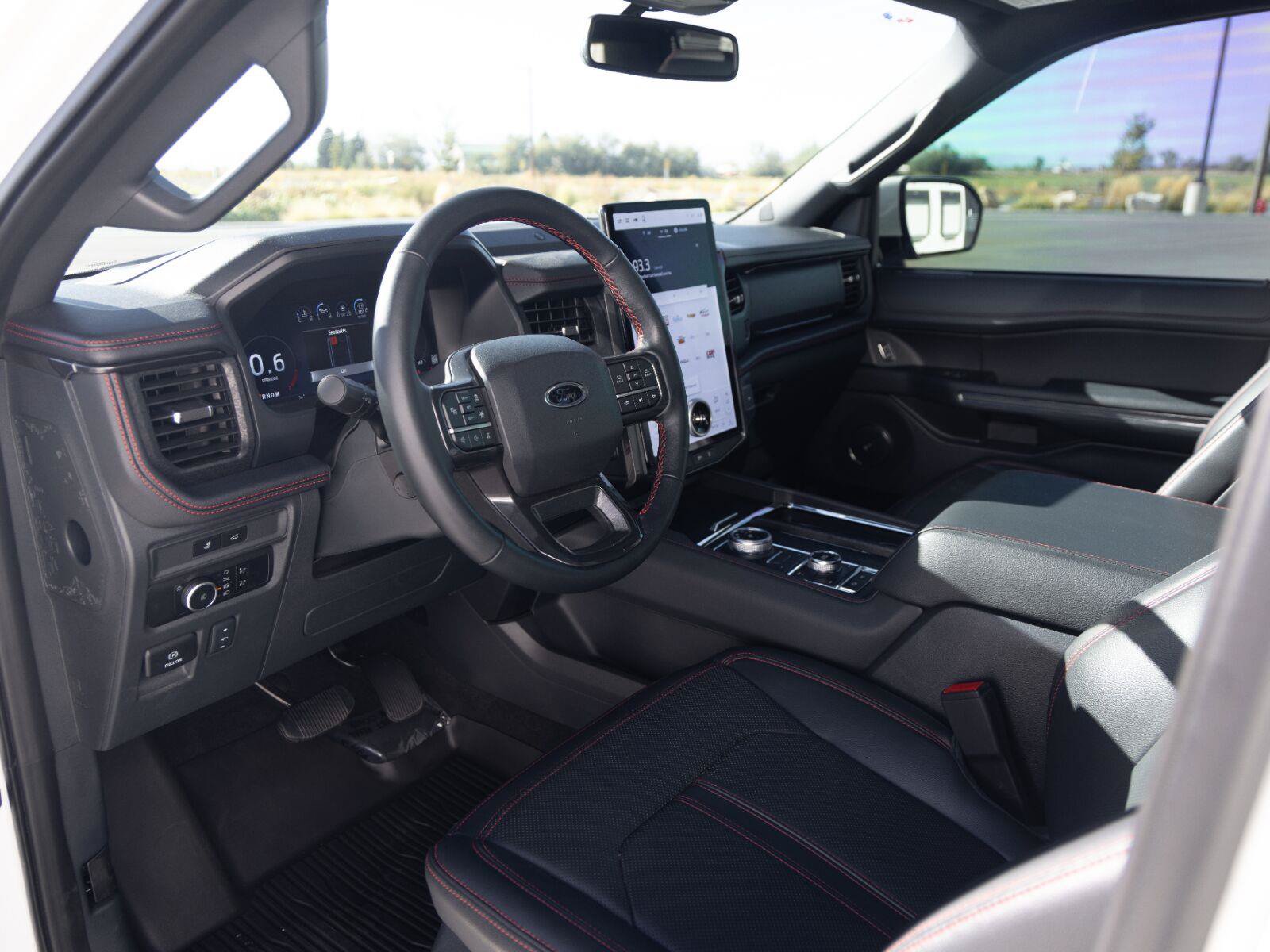 Used 2024 Ford Expedition Max Limited AWD/4WD image 13