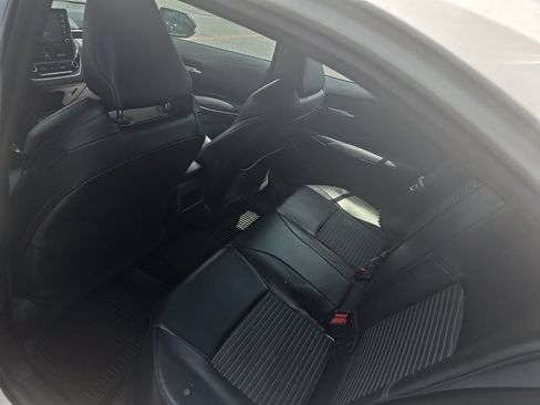 Used 2022 Toyota Corolla XSE FWD image 5