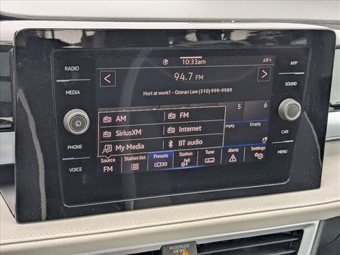 New 2025 Volkswagen Taos SE image 14