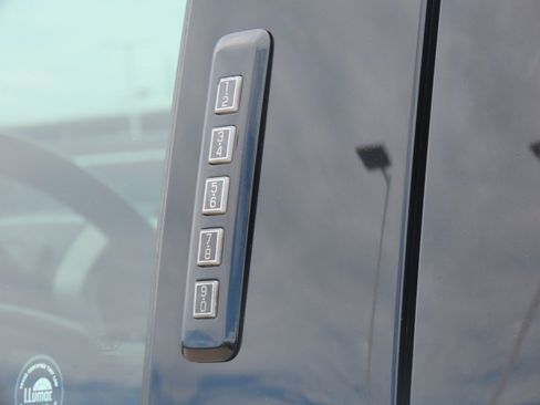 Certified 2019 Ford F150 Platinum w/ Equipment Group 701A Luxury AWD/4WD image 17