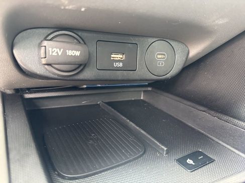 Used 2025 Hyundai Elantra Sport image 22