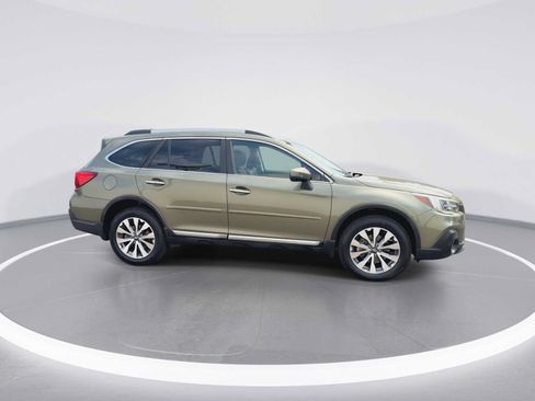 Used 2019 Subaru Outback 3.6R Touring w/ Protection Package #1 AWD/4WD image 9