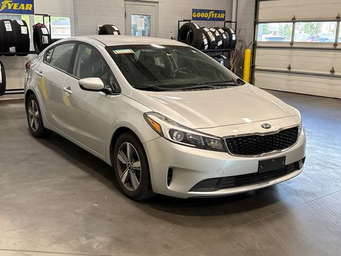 Used 2018 Kia Forte LX w/ LX Popular Package FWD image 3