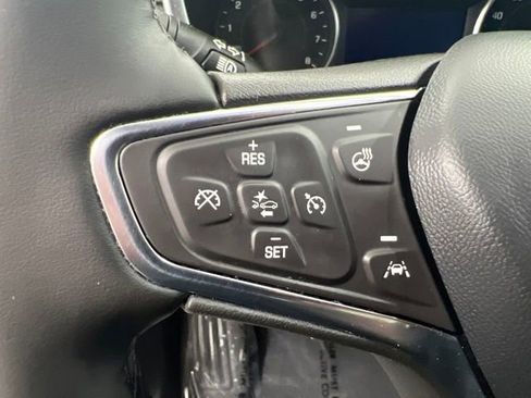 Used 2024 Chevrolet Equinox Premier AWD/4WD image 21