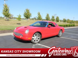 Used 2002 Ford Thunderbird video 1