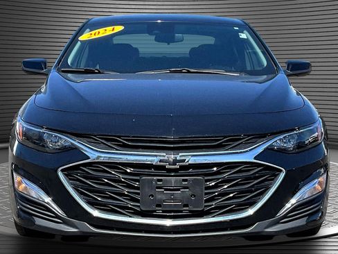 Used 2024 Chevrolet Malibu RS image 2