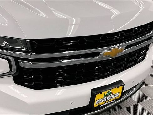 Used 2024 Chevrolet Suburban LS AWD/4WD image 33