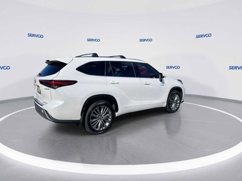 Used 2020 Toyota Highlander Platinum AWD/4WD image 8