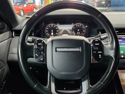 Used 2020 Land Rover Range Rover Evoque SE image 21