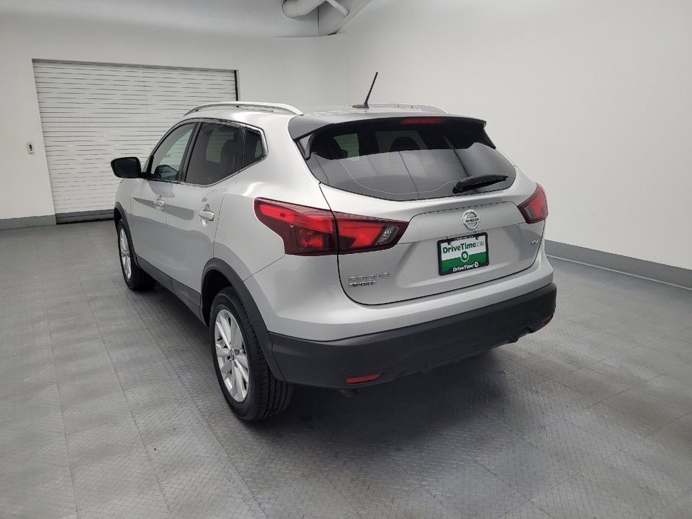 Used 2019 Nissan Rogue Sport SV FWD image 5