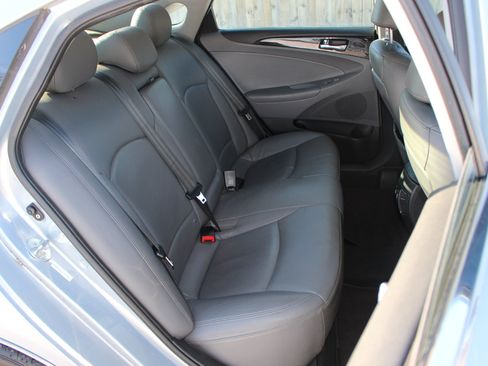 Used 2011 Hyundai Sonata Limited w/ Navigation Pkg 5 image 39