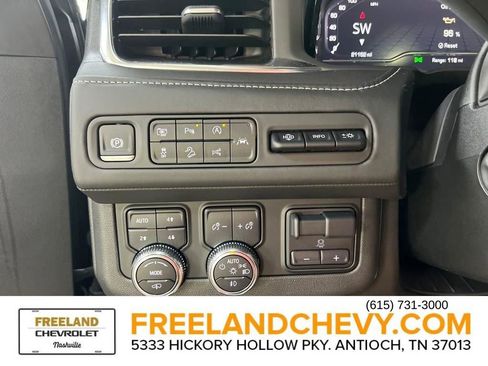 Used 2024 GMC Yukon Denali Ultimate image 19