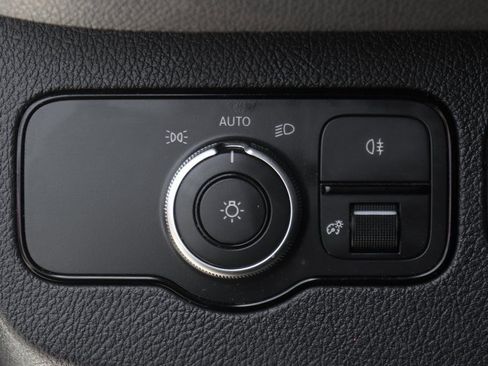 Used 2019 Mercedes-Benz Sprinter 170 image 17