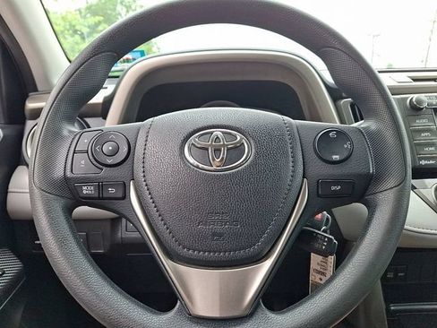 Used 2014 Toyota RAV4 XLE AWD/4WD image 19