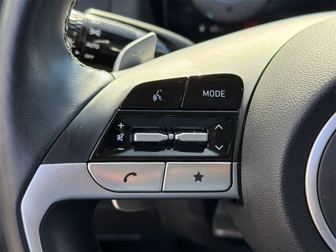 Used 2023 Hyundai Tucson Limited image 25