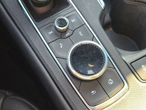 Used 2020 Cadillac XT4 Sport w/ Cold Weather Package image 32