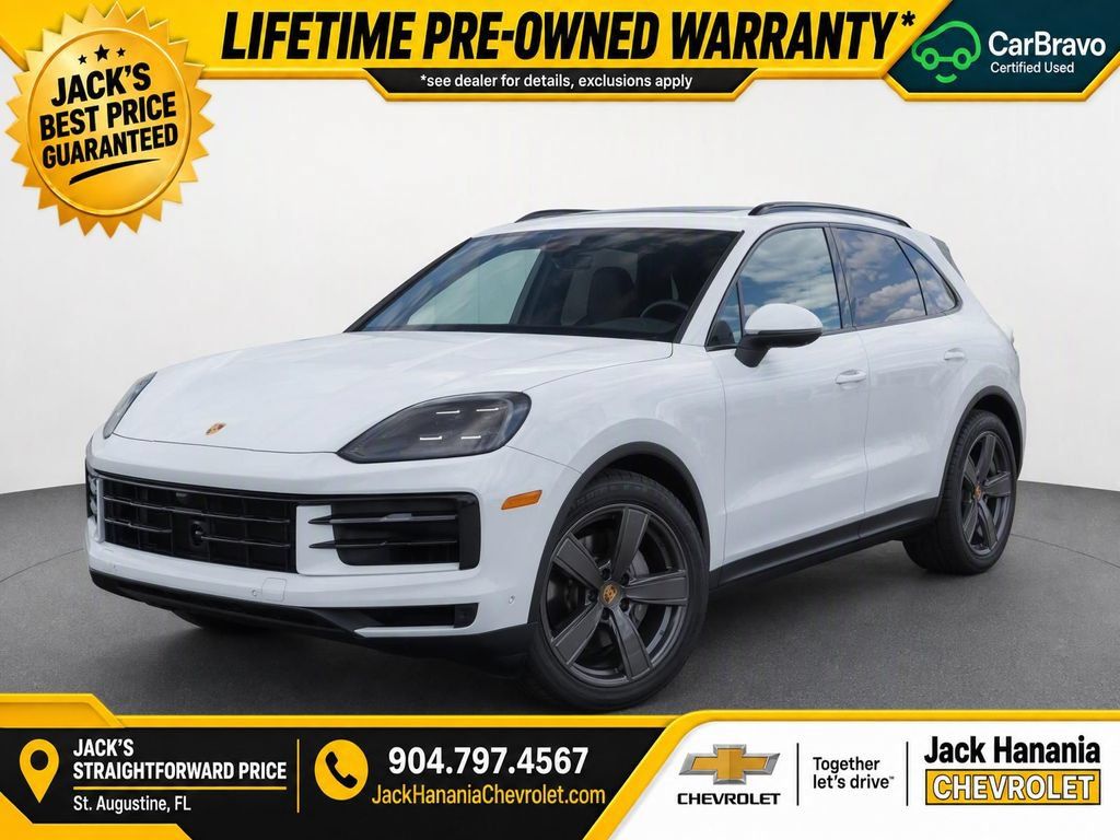 Used 2024 Porsche Cayenne AWD/4WD image 2