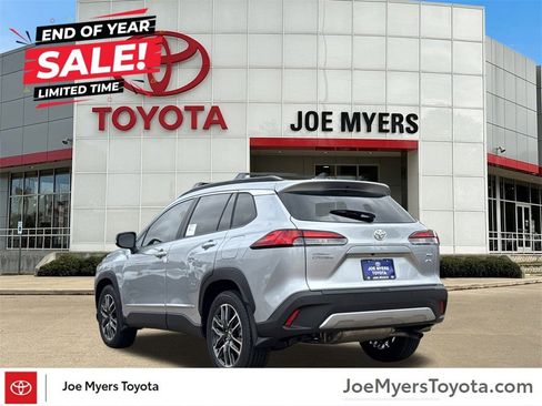 New 2026 Toyota Corolla Cross XLE image 8