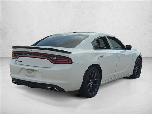 Used 2019 Dodge Charger SXT w/ Plus Group image 5