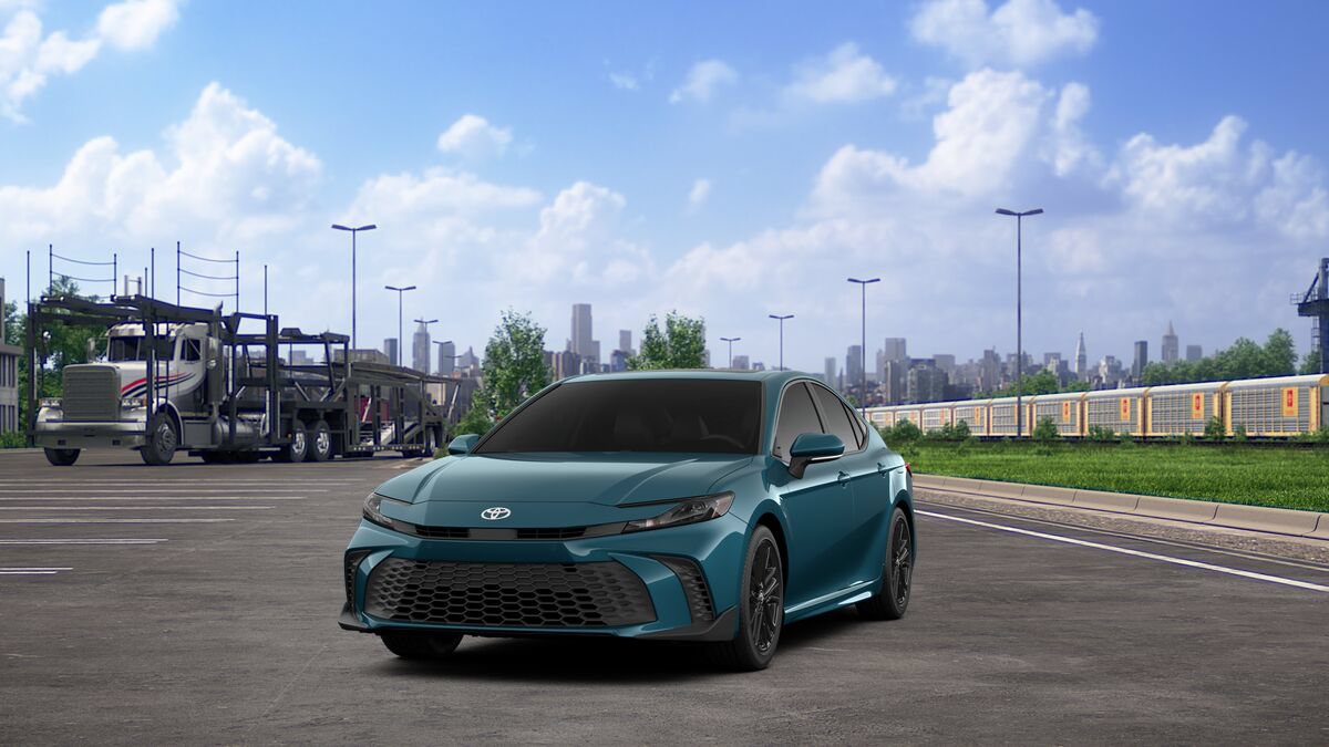New 2026 Toyota Camry SE FWD image 18
