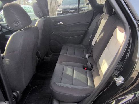 New 2026 Chevrolet Trax RS w/ Sunroof Package image 24