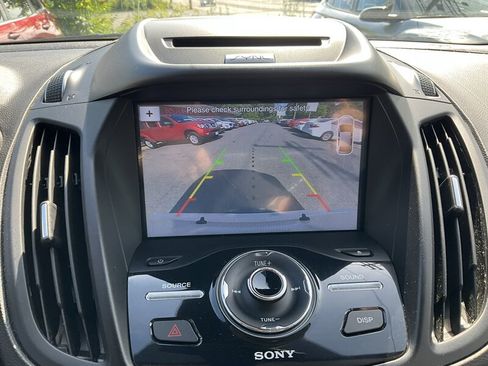 Used 2017 Ford Escape Titanium w/ Equipment Group 301A AWD/4WD image 23