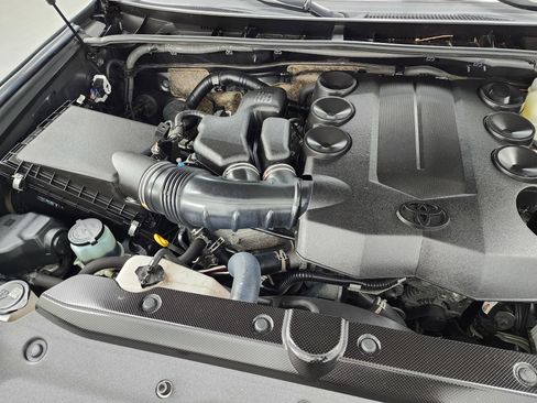 Used 2020 Toyota 4Runner Venture image 18